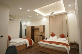 Gamagashree Hotel and Fine Dine - 9