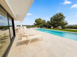 4 Bed Luxury Villa on Las Colinas Golf Resort - 5