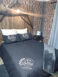 Lollie's Cottage - 0