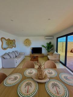Villa SEA VIEW TINTAMARRE , Brand-New Luxury Oceanfront - 1