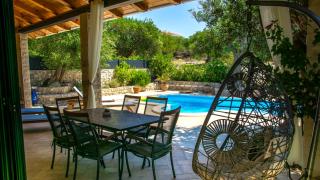 Villa Paula Jakišnica with heated pool - 8