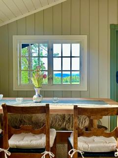 Mountain Cabin with Panoramic View - 8