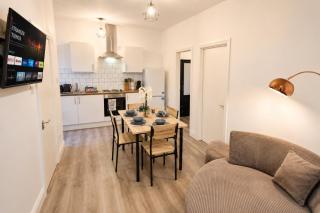 Central 2Bed Flat - High St - Sleeps 4 - Grays - 4