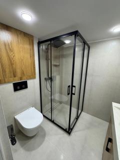 Wood & Black Loft Duplex - 5