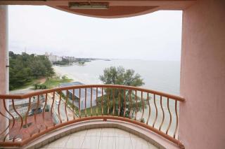 OYO Home 90466 JC Sunshine Bay Resort Apartment Port Dickson - 3