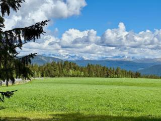 Mountain Cabin with Panoramic View - 9