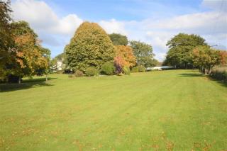 Cosy Longmeadow Home - 9