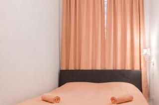 Modern 2BR & 1LR Apt Near Westbahnhof for 6 Guests - 6