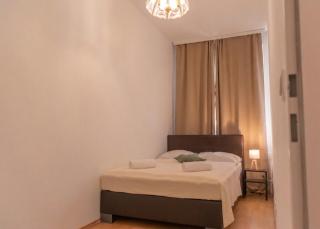 Modern 2BR & 1LR Apt Near Westbahnhof for 6 Guests - 5