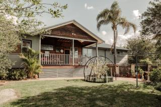 Boronia Bungalow - 1