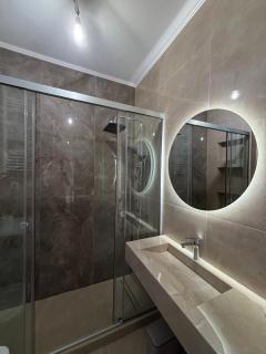 Aura Residence - 5
