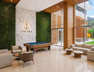 Beautiful suite with ocean and mountain views - 4