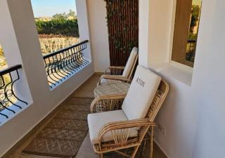 Aton Apartment, Luxor Resort, Minutes from City Center - 5