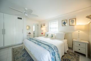 Peach House DOWN - Stylish Suite on Landscaped Grounds apts - 2