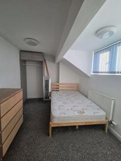 Room in guest house - 1