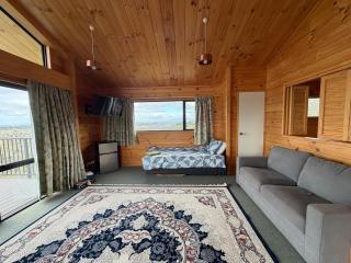 The Hilltop Haven - 1