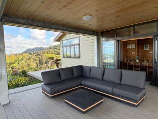 The Hilltop Haven - 8