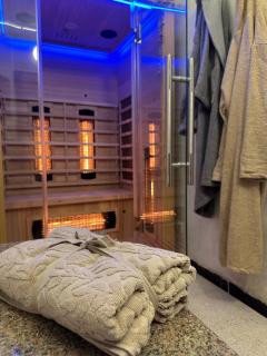 Appartement haut-standing - piscine, spa et sauna - 1
