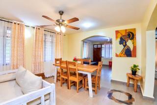 Diani Beach Gold Apartments - 4