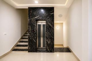 Shiv Shakti Dham - A Top Rated Property in Vrindavan #Near Prem Mandir #Deluxe & Family Rooms #Parking - 2