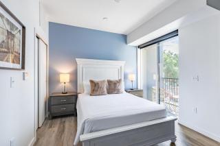 Landing Stylish 1BD in Central City - 3