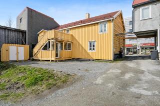 Apartment in Tromsø city centre with two bedrooms og free parking - 9