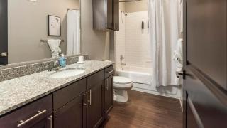 Landing Stylish 1BD Gym Clubhouse - 1