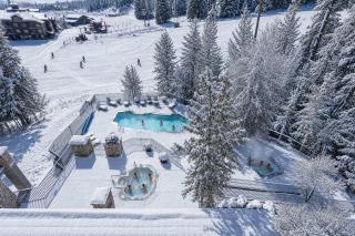 Snow Creek Lodge by Fernie Central Reservations - 9
