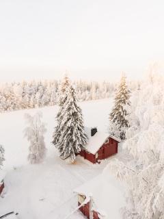 Lapland Aurora Riverside - 5