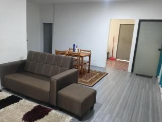 Halah HomeStay in Parit Jawa - 4