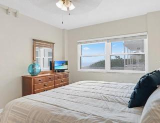 Renovated Beachfront Condo with Ocean Views - 2