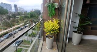 Luxury Barranco Apartment Rooftop Pool Gym 3 Balconies Partial Ocean View - Lima - 3