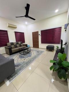 Bukit Tenang Homestay Melaka 3 Bedrooms 2 Bathrooms - 2