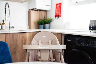 #162 Lovely Flat Near Broadstairs Beach - Sleeps 6 - 2