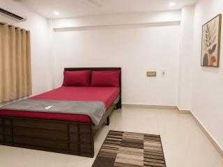 New Spacious 2BHK apartments in Tirupati Near Railway Station with fully equipped kitchen, AC bedrooms, Washing Machine, 24 hours water, caretaker service, and ample space for car parking & ideal for families and pilgrims - 2