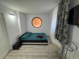 Garsoniera Casa Dragoeni, Targu Jiu - 3