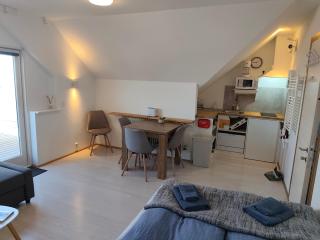 Guesthouse Hateigi 2 - 8