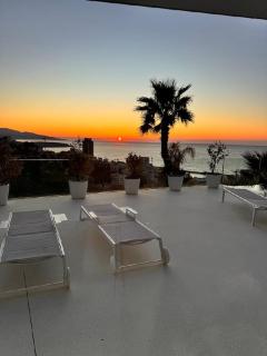 PLEASE READ HOST PROFILE BEFORE RESERVATION - Luxurious Villa Beusoleil Monaco, 10-Minute Walk from Monte-Carlo Casino - 1