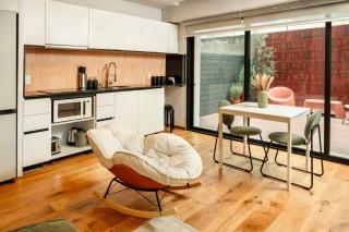 Modern Escape in Vibrant Roma Norte - 3