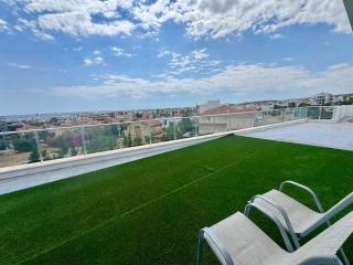 Sky villa penthouse with private outdoor hottub - Limassol - 9