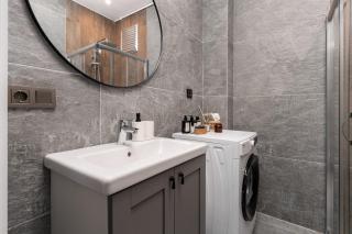 Elegant 2BR - Balcony - Near Metro - Şişli - 6
