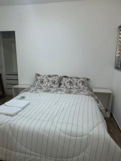 Quarto com Suíte Privativa E Garagem - 6