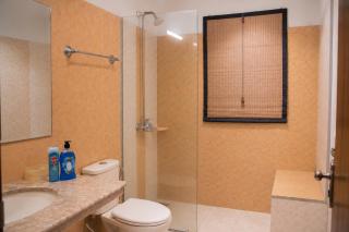 Luxury Full House 5BR in DHA Phase 6 Near Raya - 5