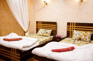 Luxury Full House 5BR in DHA Phase 6 Near Raya - 4