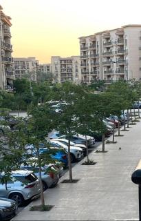 Spacious 165m Family Apartment in Al Rehab Close to Airport - 8