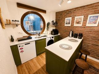 Nu 1 Historic Charm, Unique Design - 8
