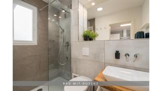 Hund ohne Aufpreis -Apartment Leinetal - Kamin in der Wohnung & Kaminholz kostenlos - Hochwertige Hotelbettwäsche, 7 min zur Seenplatte, privat Parkplatz - 1-3 Personen - 4