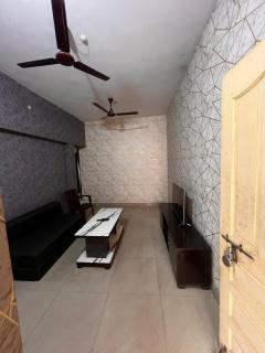 Entire flat for family - 8