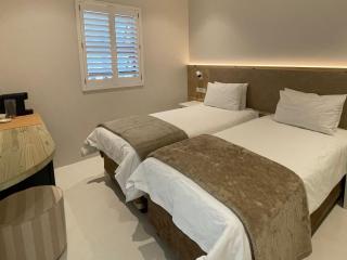 Plett Beachfront Guest House - 5