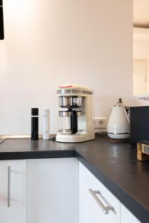 EM Signature Apartment Nürnberg 2 Schlafzimmer Balkon Parkplatz 4 Gäste - 5